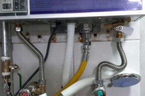 万和热水器代码E4维修指南（解决万和热水器E4故障的有效方法）
