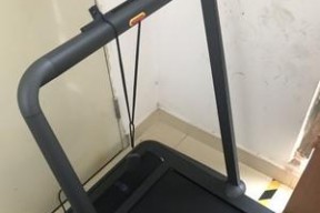 如何处理旧跑步机（环保回收再利用旧跑步机）