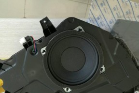 低音炮前面挡板的作用是什么？需要安装吗？