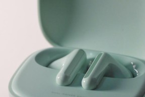 小米耳机半入耳设计有何含义？特点是什么？