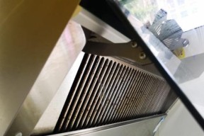 曼哈顿美食家的清洁秘诀（解密曼哈顿餐馆厨房的清洁技巧）