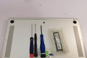 游记固态硬盘使用方法是什么？如何正确安装？