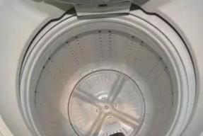 洗衣机漏水的原因及解决方法（探究洗衣机漏水的几个主要原因及如何解决）