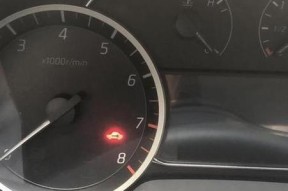 轩逸车的显示屏是什么？功能特点有哪些？