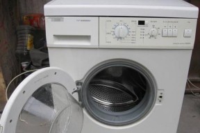 如何清除洗衣机异味（解决洗衣机异味问题的有效方法）