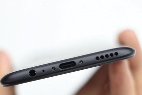 台式电脑3.5mm接口的正确使用方法是什么？