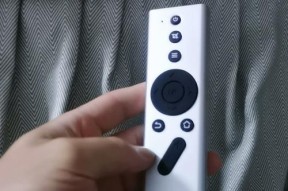 极米投影仪蓝屏问题的修复指南（解决极米投影仪蓝屏的实用方法）