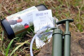 单兵净水器维修指南（解决净水器故障的关键方法）