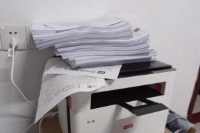 解决联想打印机纸盘卡纸问题的方法（如何应对联想打印机纸盘卡纸问题）