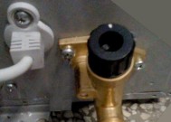 热水器滤网清洗指南（有效延长热水器使用寿命的关键技巧）