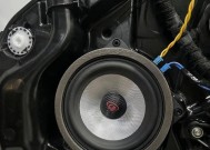车门安装音响的效果如何？选择音响时应注意什么？