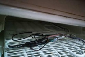 冰柜充氟后不制冷的原因与解决方案（解决冰柜充氟后失效的方法与注意事项）