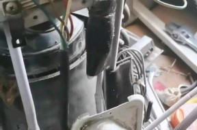 解决空调显示化霜的问题（探索如何有效应对空调显示化霜现象）