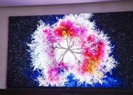 震撼开箱！全国首台 163 吋海信 UX Micro LED 无界巨幕落户深圳湾