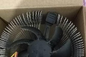 电脑突然坏了怎么办（解决电脑故障的常见方法与技巧）