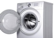 如何使用半自动洗衣机进行消毒清洗（清洗衣物更加健康）