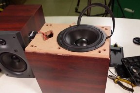 惠威专业音响低音炮的性能如何？