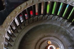 油烟机能有效减少烹饪过程中的烟雾（如何正确清洗油烟机以保持其高效性）