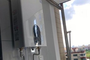 插头烧坏的原因及更换方法（万和热水器插头烧了如何更换）