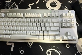 键盘晃动的原因是什么？