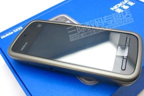诺基亚5233的功能和性能介绍（一款经典老机型的优势与劣势分析）