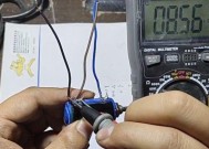 电位器在充电器中起什么作用？