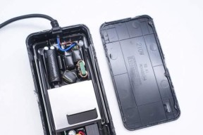 九号怎么用原装充电器充电？充电过程中需要注意什么？