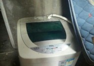 老式洗衣机没电了怎么办（解决老式洗衣机没有电源的问题）