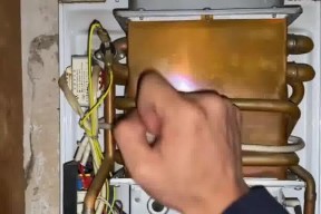 贝雷塔壁挂炉频繁启动不停点火的原因及维修方法（探究贝雷塔壁挂炉频繁点火的原因）