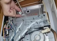 万家乐燃气热水器显示E2故障的原因及维修方法（解析E2故障代码）