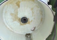 滚筒洗衣机的正确拆洗方法（轻松学会拆洗滚筒洗衣机的步骤与技巧）