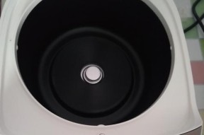 电饭煲维修大全（实用的电饭煲维修指南）