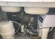 如何修理净水器热水开关漏水问题（解决净水器热水开关漏水）