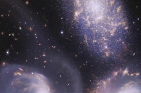 使用望远镜星空相机通过手机拍照的技巧是什么？