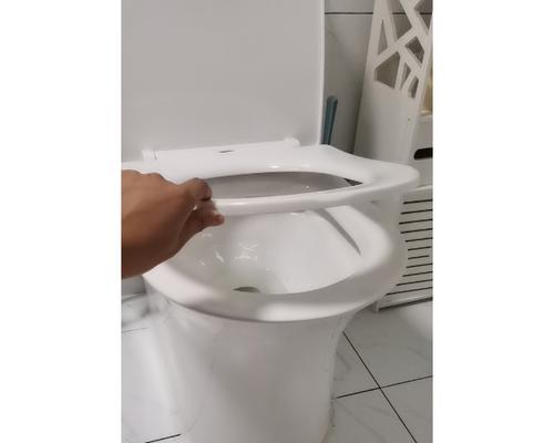 揭秘四季沐歌马桶滴水声的原因及维修方法（深入解析马桶滴水声产生的原理，帮你解决困扰已久的问题！）  第3张
