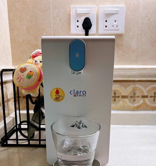 饮水机加热温度变化原因的探究（揭秘饮水机加热温度变化的原因与调节方法）  第1张