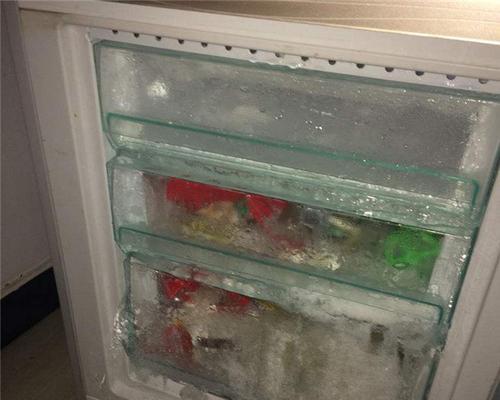 冰柜防止结冰的有效方法（掌握正确的使用技巧）  第1张