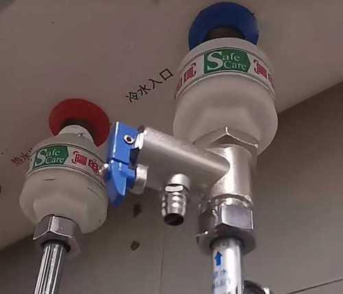 解决热水器滴水声问题的有效方法（热水器滴水声解决方案）  第3张