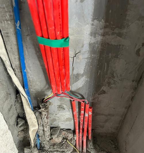 解决油烟机烟道漏烟问题的有效方法（如何处理烟道漏烟）  第2张