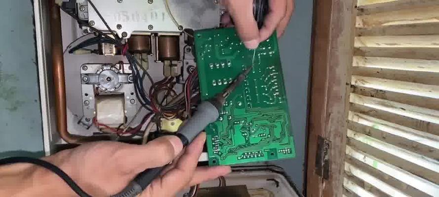 解读上海博世壁挂炉故障及维修方法（上海博世壁挂炉常见故障及解决方案）  第1张