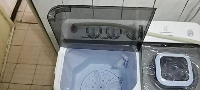 如何清洗老式洗衣机甩干桶（轻松学会清洗老式洗衣机甩干桶的方法）  第1张