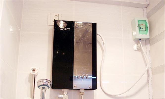 家用热水器风机坏了怎么办（解决家用热水器风机故障的方法与注意事项）  第1张