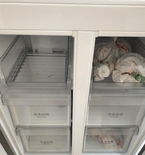 冰柜开关上出水的原因及解决方法（探究冰柜开关上出水的原因）  第2张