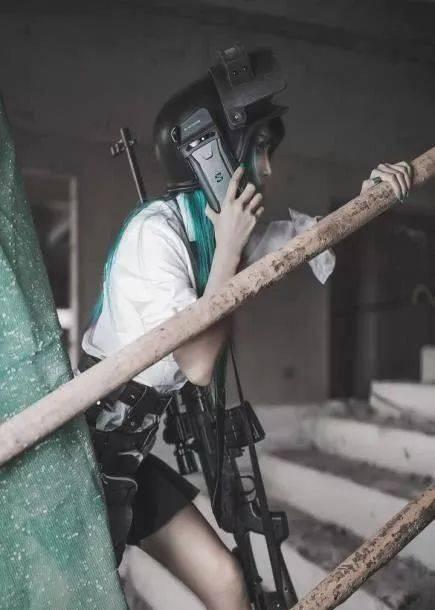 摄影师如何使用手机为相机拍摄“吃鸡”场景？  第3张