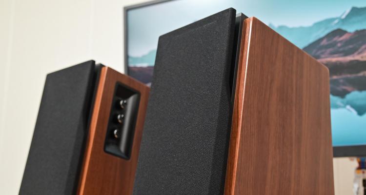 桌面音响的最佳摆放位置是什么？  第3张