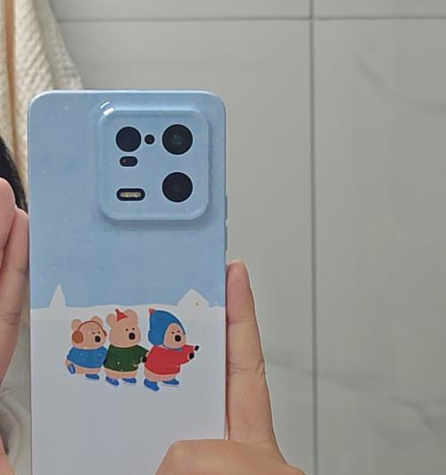手机壳中间的苹果标志代表什么？有何特别含义？  第2张