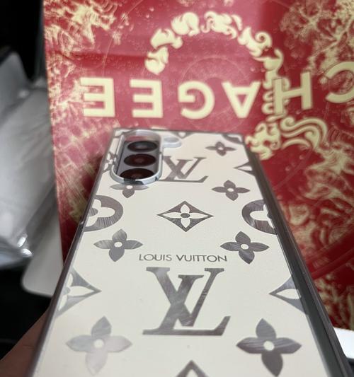 fold原装手机壳怎么拆？拆卸步骤和注意事项是什么？  第3张