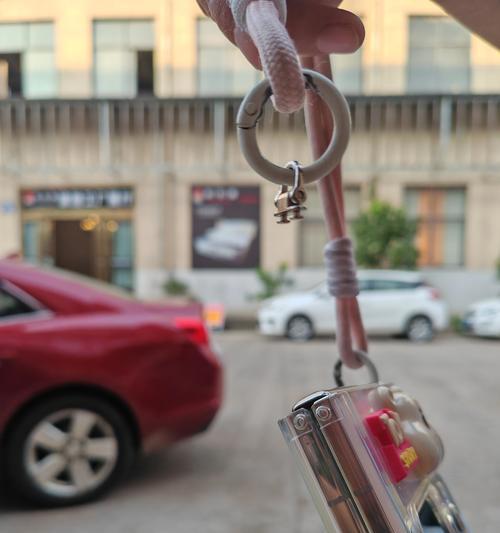 手机壳铁带挂绳怎么绑？挂绳的正确安装方法是什么？  第1张