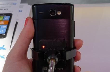 三星翻盖手机关机步骤是什么？  第2张