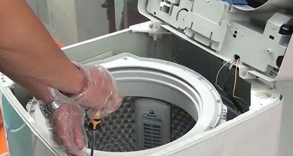 洗衣机显示e9故障代码时15v电压问题如何解决？  第3张
